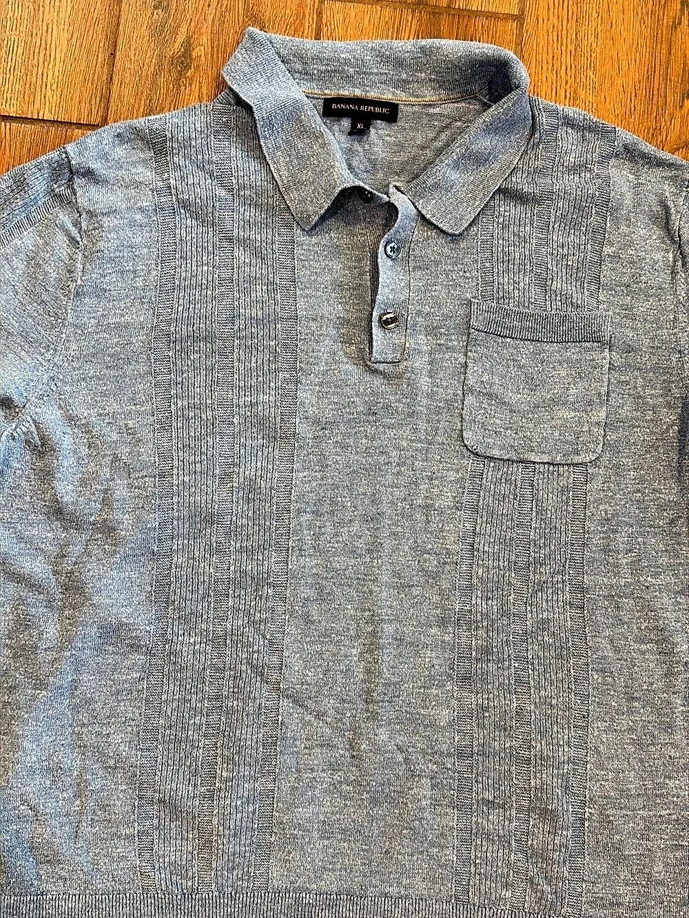 Banana Republic Men's blue Polo Shirt Size XL